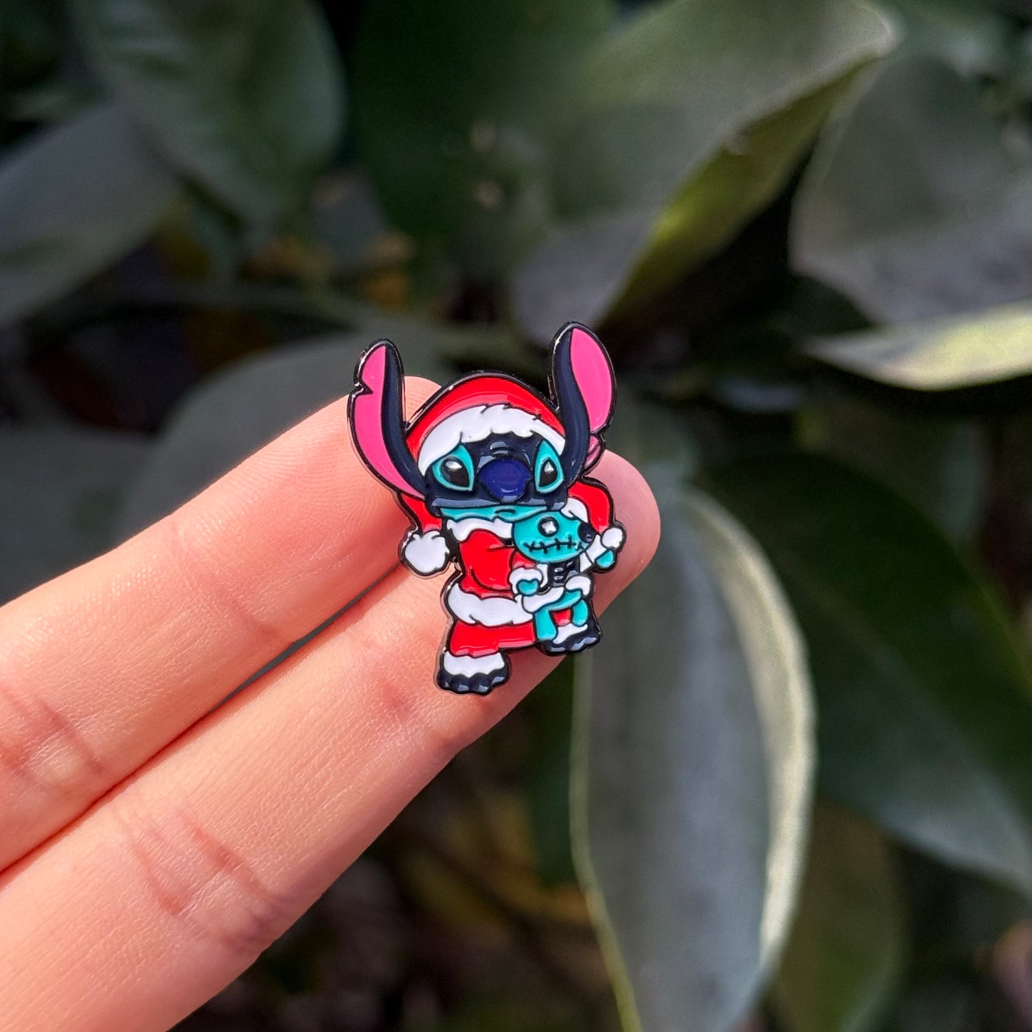 Christmas S. Pin