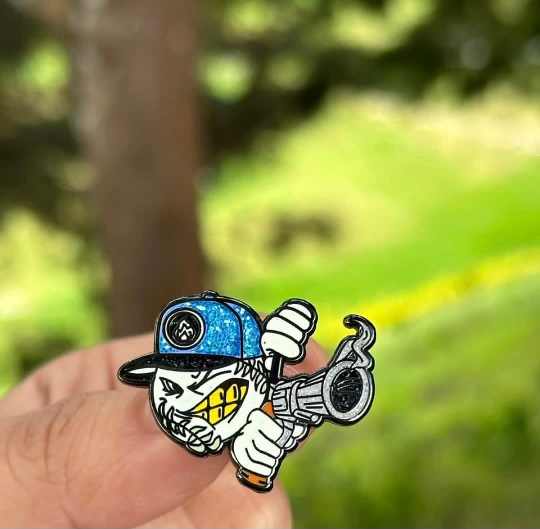 Baseball shooter pin (glow in the dark)