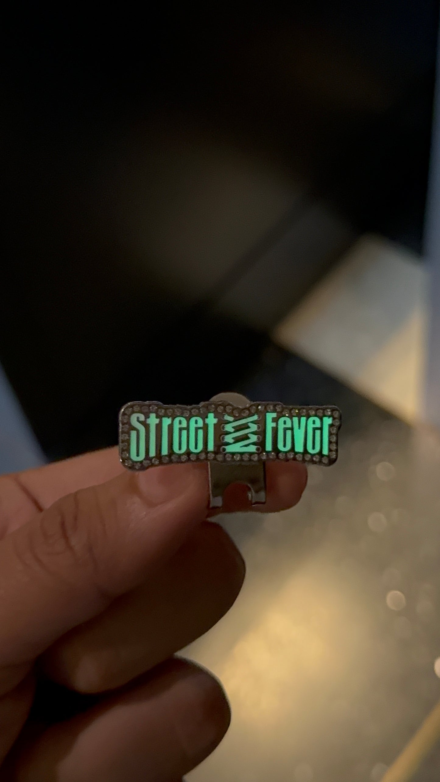 Street Fever hat clip
