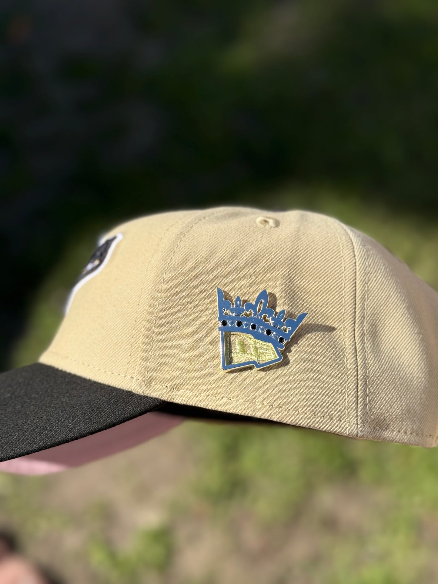 Crown for the contour