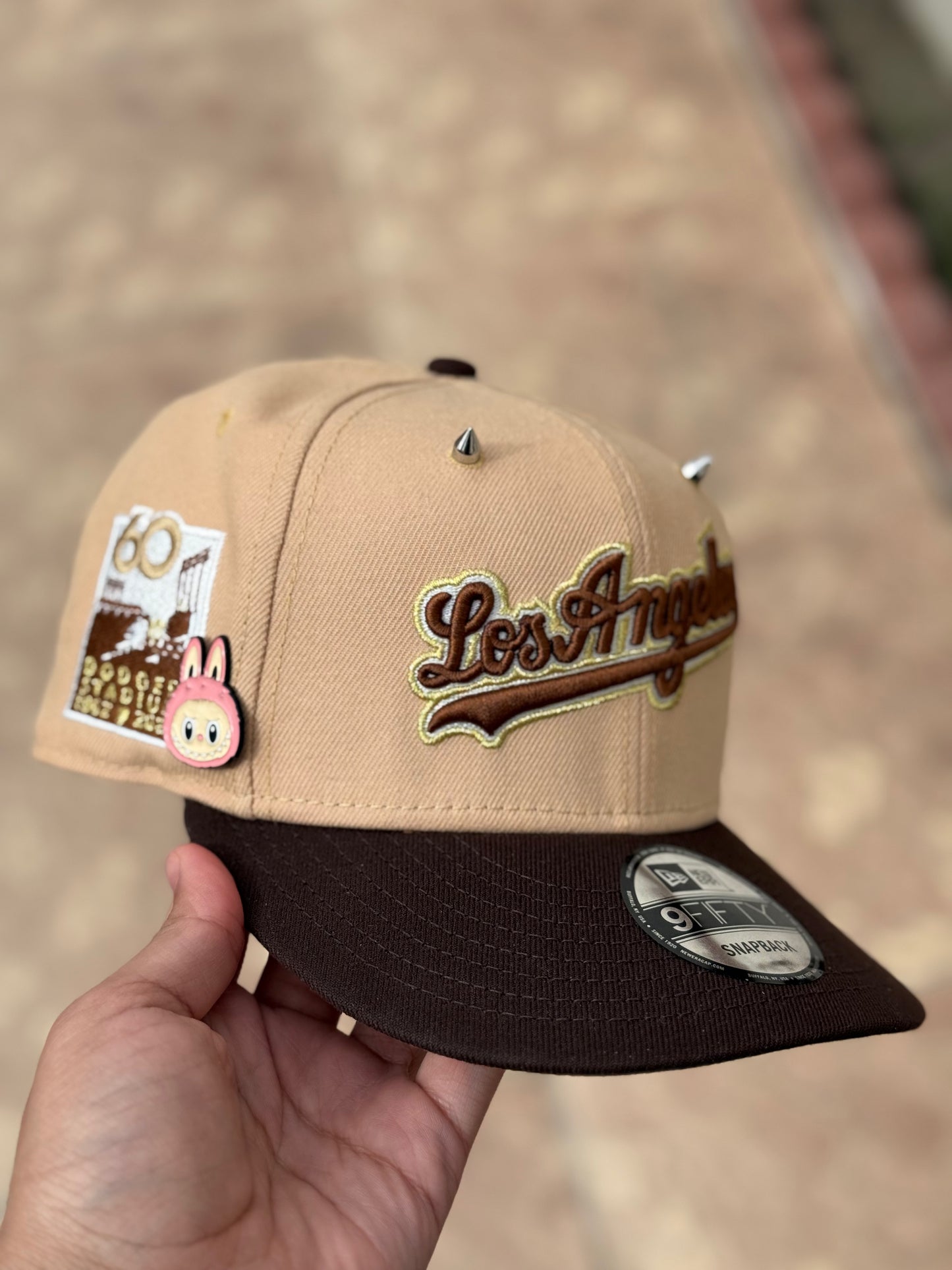 Punta metálica decorativa