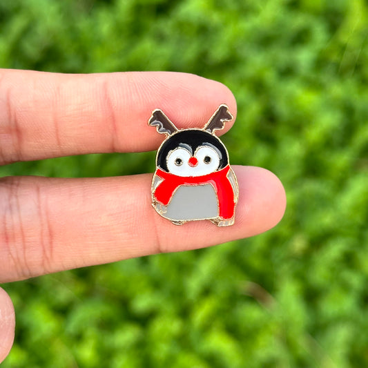 Christmas penguin pin