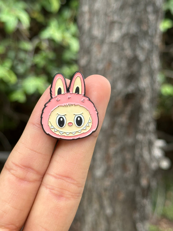 Monster pin